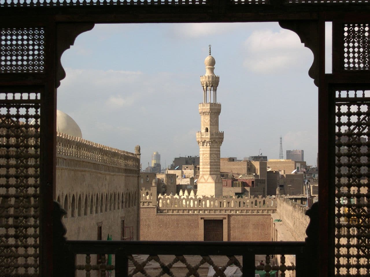 Sisi follows up on efforts to revive Cairo’s Islamic and historical landmarks