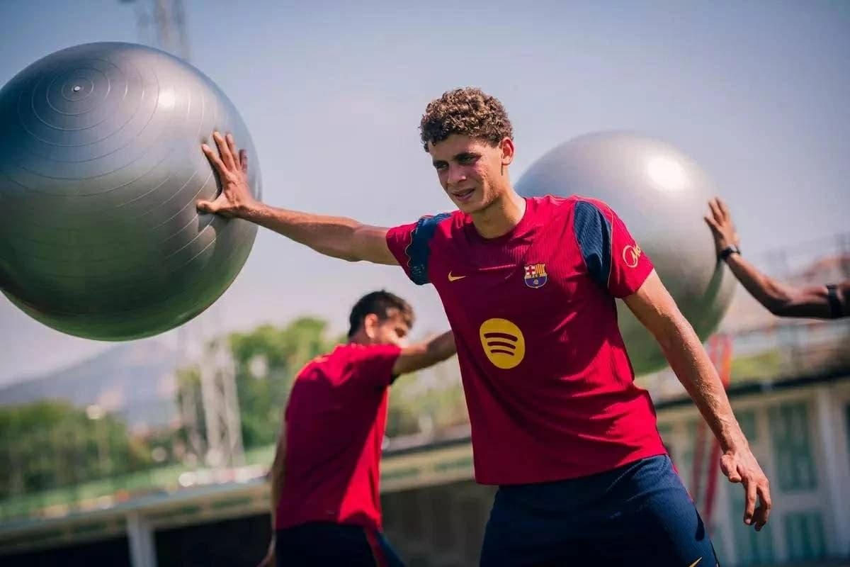 Hamza Abdelkarim set for senior Barcelona debut in pre-season friendly vs. CE Europa
