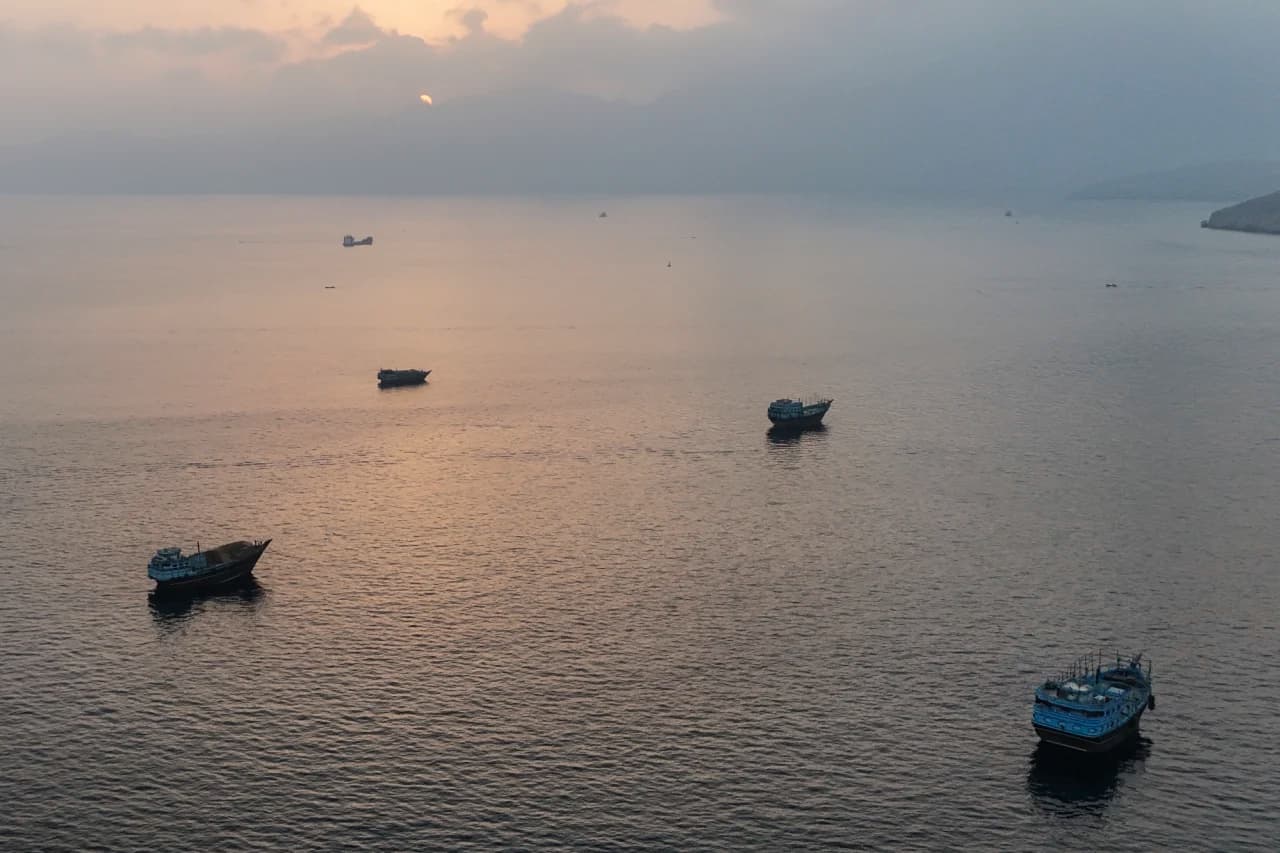Could a proposal for voluntary fees in the Strait of Hormuz break the deadlock in talks?