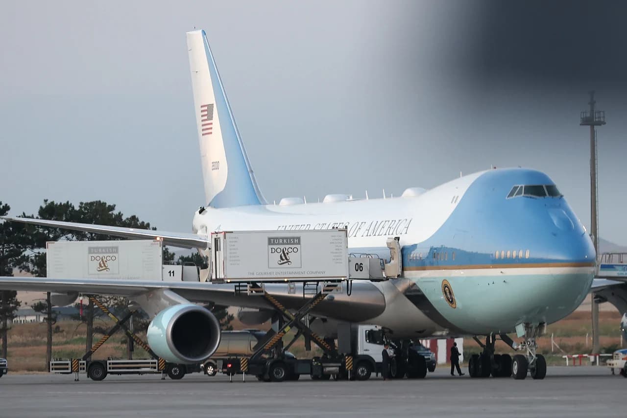 Shoulder-fired missile threat prompted Trump’s plane ruse, source says