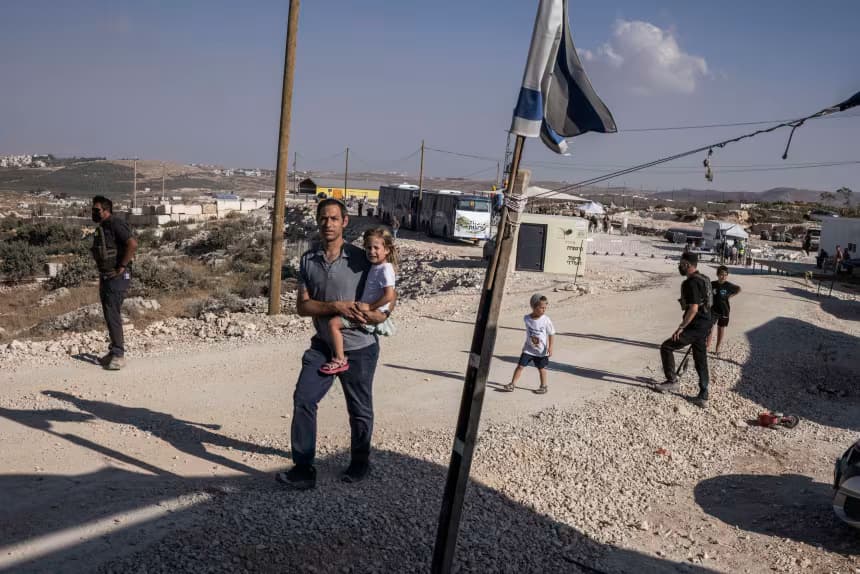 UK, France and Canada sanction Israeli settlements in West Bank as Britain accuses settlers of ‘ethnic cleansing’