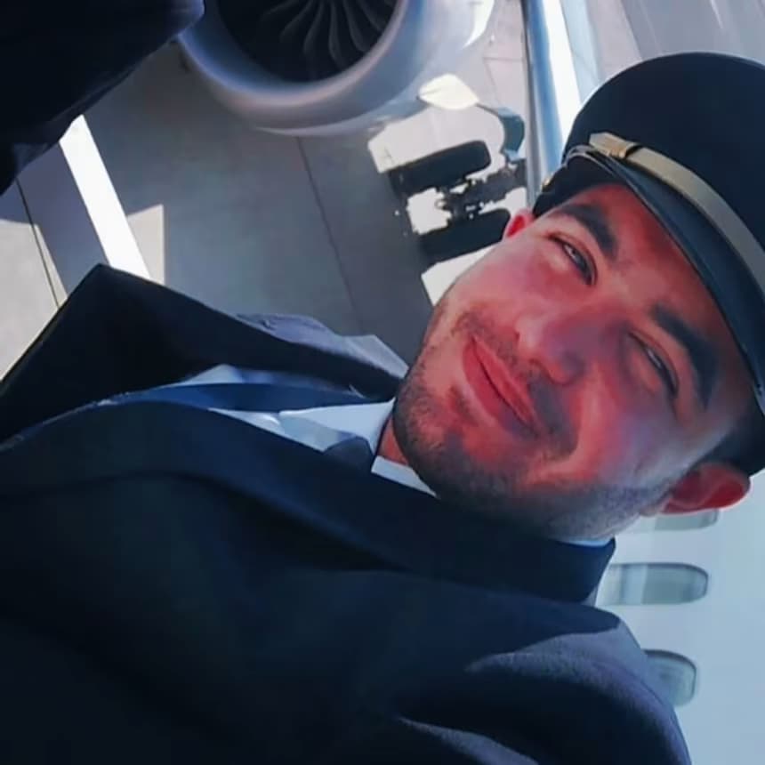 Co-pilot accused of trying to hijack Flydubai plane probably acted alone, Israeli sources say