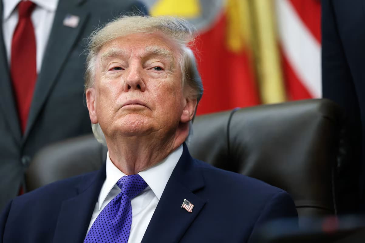 Trump turns to the politics of fear as GOP hopes darken