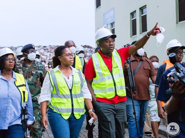 Government mobilises trucks, heavy equipment for Jamestown waste evacuation