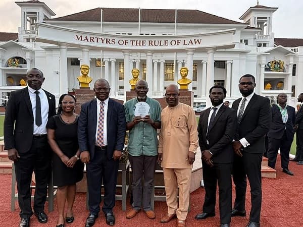 Zenith Law Faculty earns national recognition at Supreme Court moot