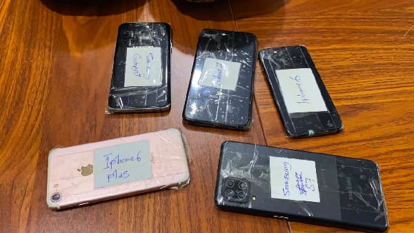 Drama as suspected phone thief swallows five SIM cards during arrest
