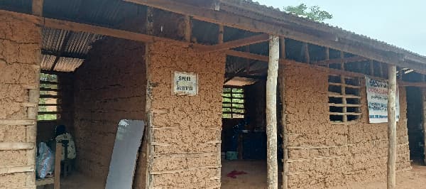 Ellembelle MP donates cement to aid construction of Onsonyameye JHS