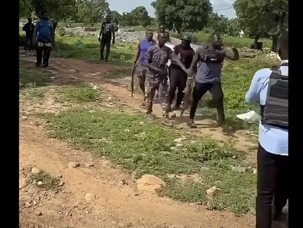 Watch as Mining guards, Gbane youth clash in near gun battle