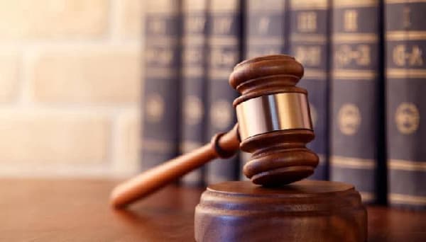 28 drivers fined GH¢540 each over unauthorised car lights
