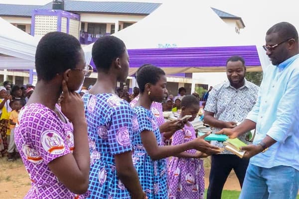 Annoh-Dompreh boosts education at Nana Osae Djan Cluster of Schools with laptops, books