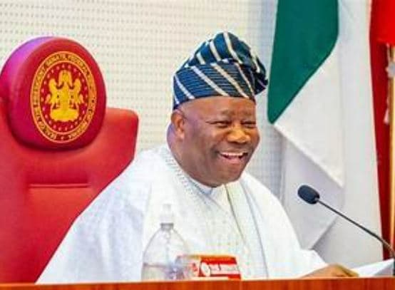 I’ll sue contractor over faulty NASS microphones, Akpabio warns
