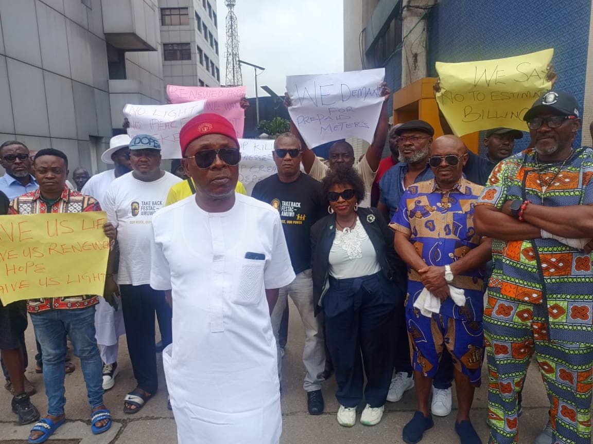 FESTAC residents give EKEDC 48-hour ultimatum over prolonged blackout, estimated billing