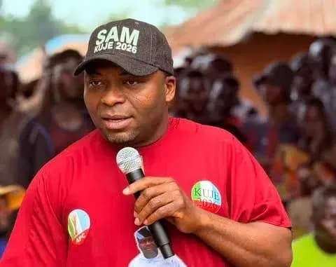 Video: Support APC or leave Kuje – Council chairman Samuel Shekwolo warns residents