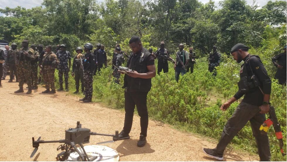‎Police, army comb forests for Kogi kidnapped victims, destroy suspected hideouts