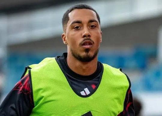 Tielemans apologises for offending Villa fans with Man Utd boast