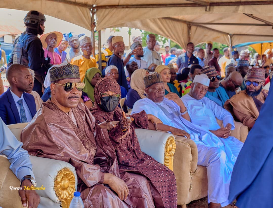 Ex IGP Adamu empowers Nasarawa farmers, urges politicians to support food production
