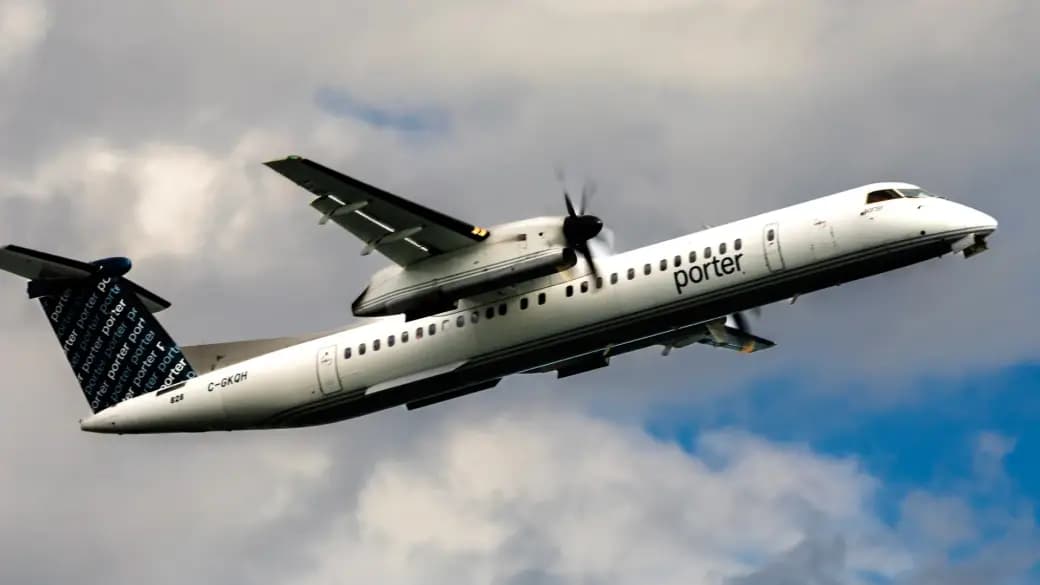Flight cancelled after child refuses to wear seatbelt, leaves passengers stranded
