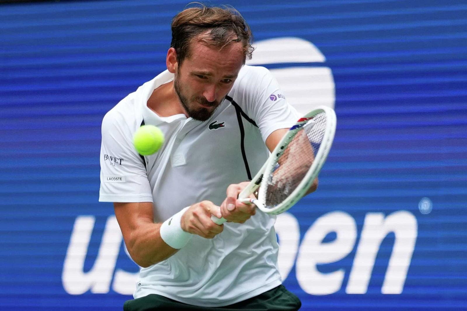 US Open: Medvedev, Pegula advance as rain disrupts schedule