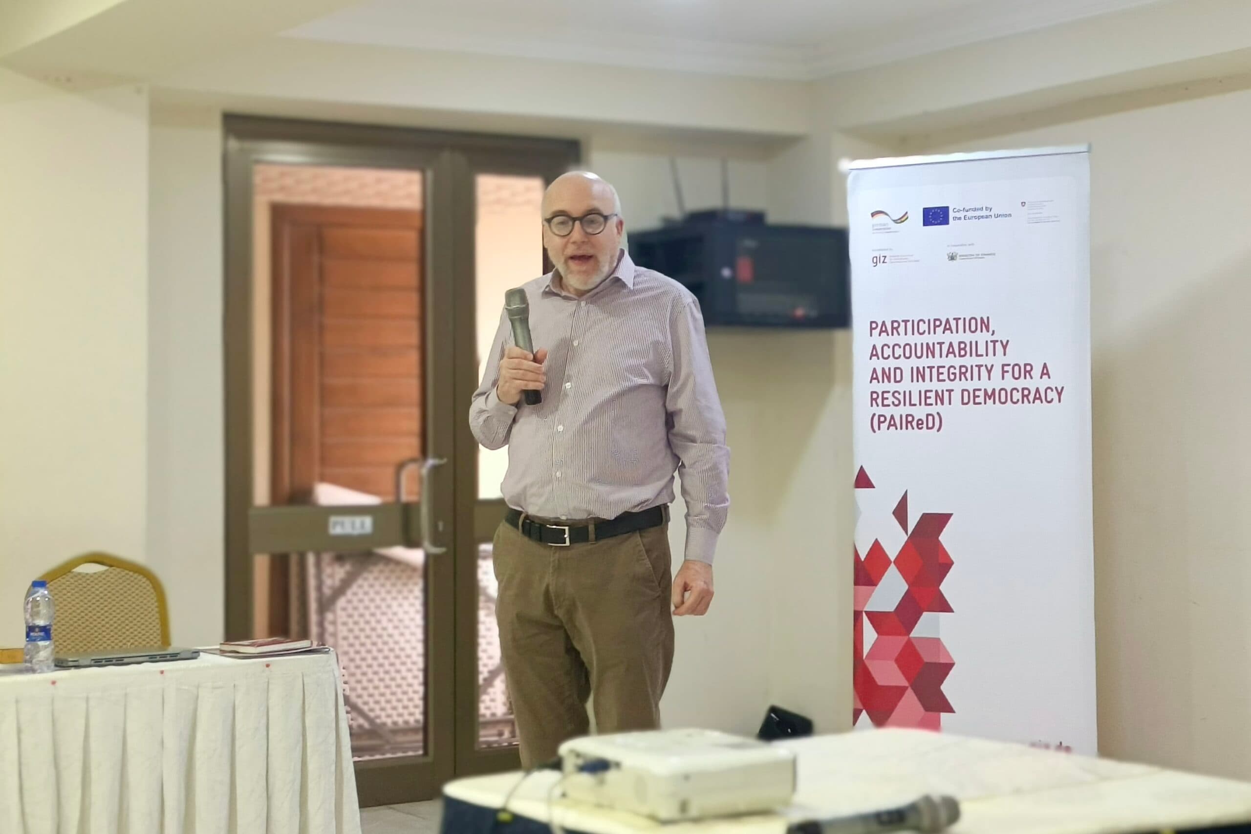 Journalists urged to strengthen financial literacy