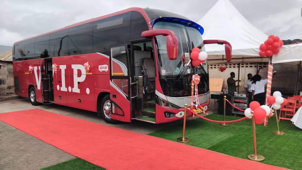 VIP Jeoun Service opens new terminal in Ho, expands transport network