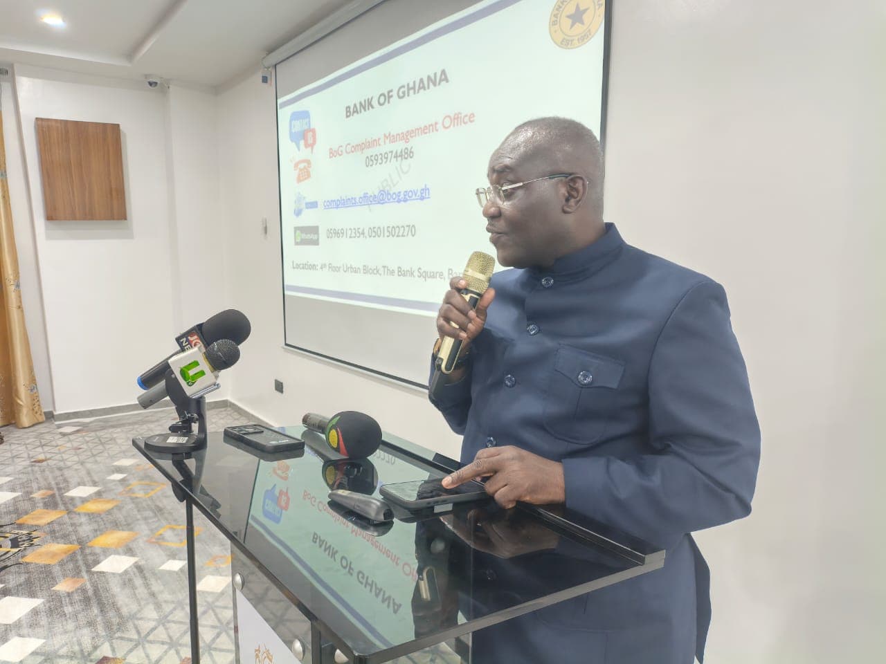 Bank of Ghana urges public to uphold dignity of local currency