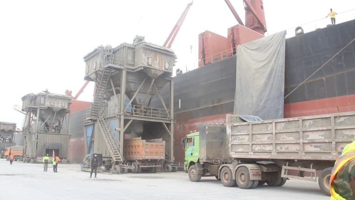 Govt moves to avert cement price hike 