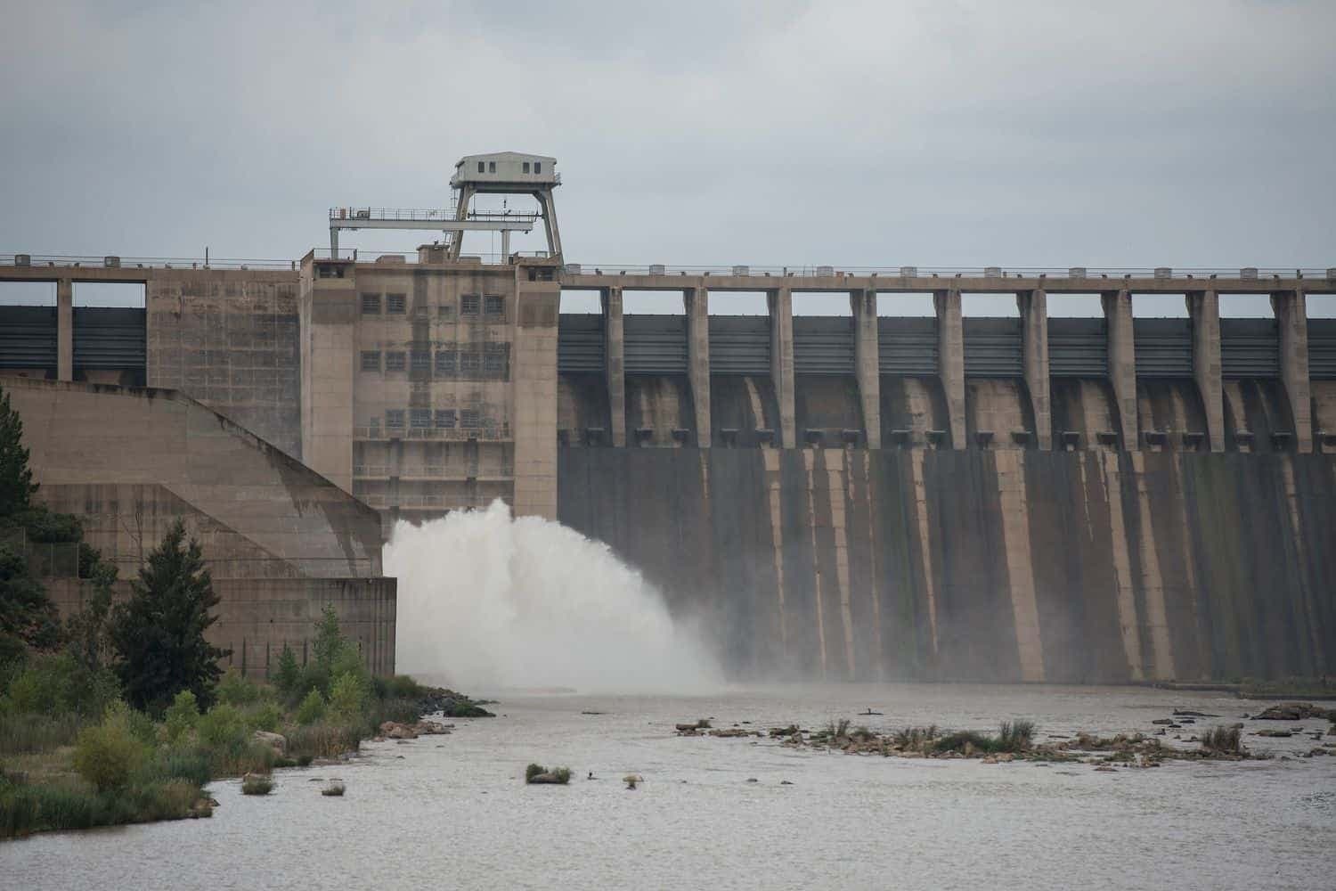 Vaal Dam remains over 101% full as inflows ease heading into August