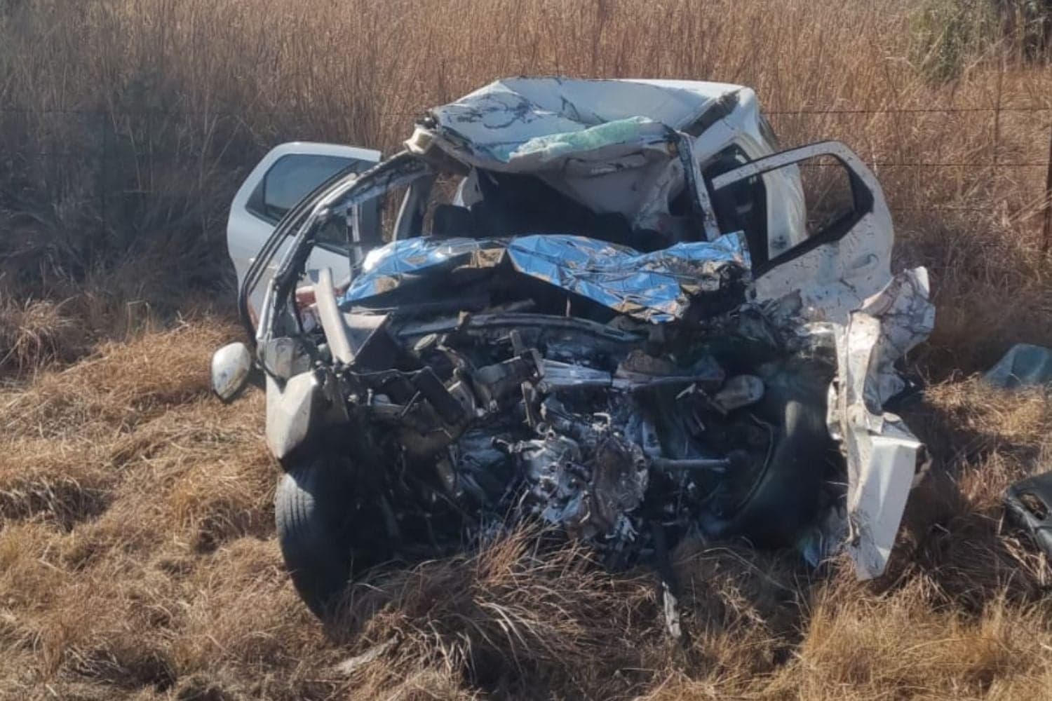 Five dead in R23 head‑on crash as MEC warns of ‘death trap’ road