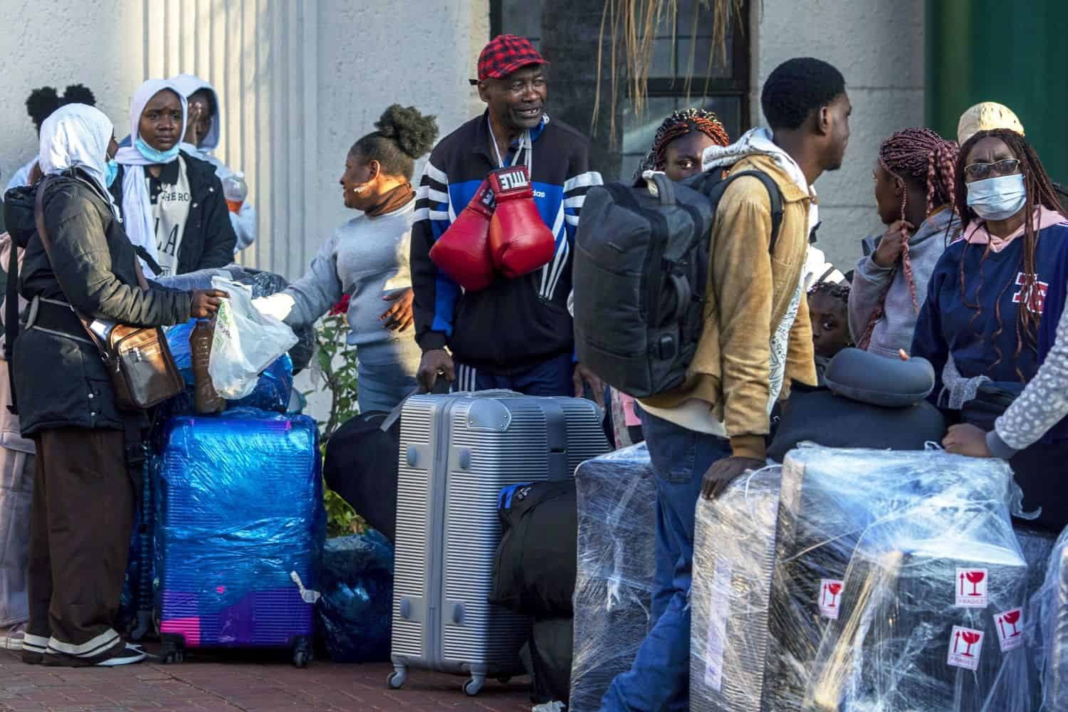 In case you missed it: Nigerians plead to be evacuated | Hill‑Lewis admits bruised ties with Steenhuisen | Kubayi wants IDAC chief suspended