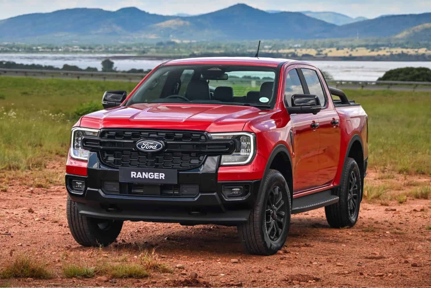 PODCAST: 2.3-litre Ford Ranger makes petrol bakkies sexy