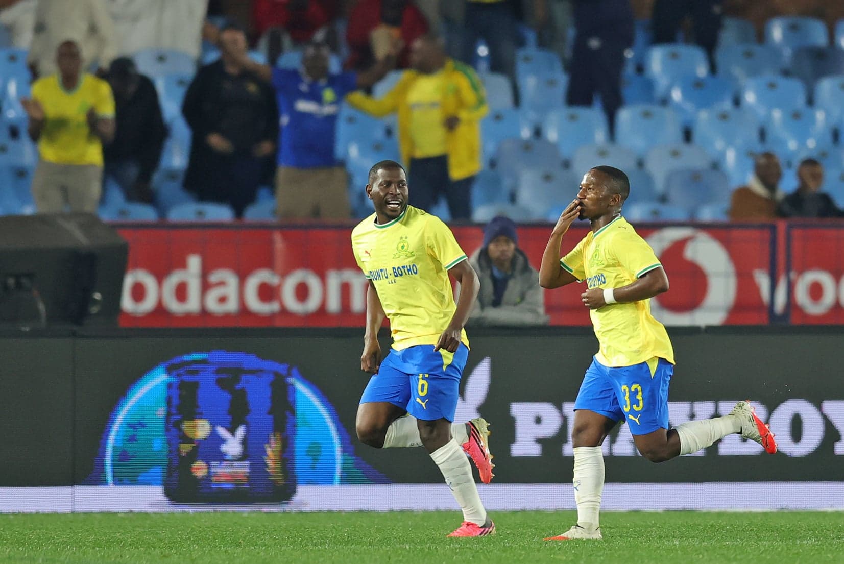 Khoza and Mailula send Sundowns past Gallants