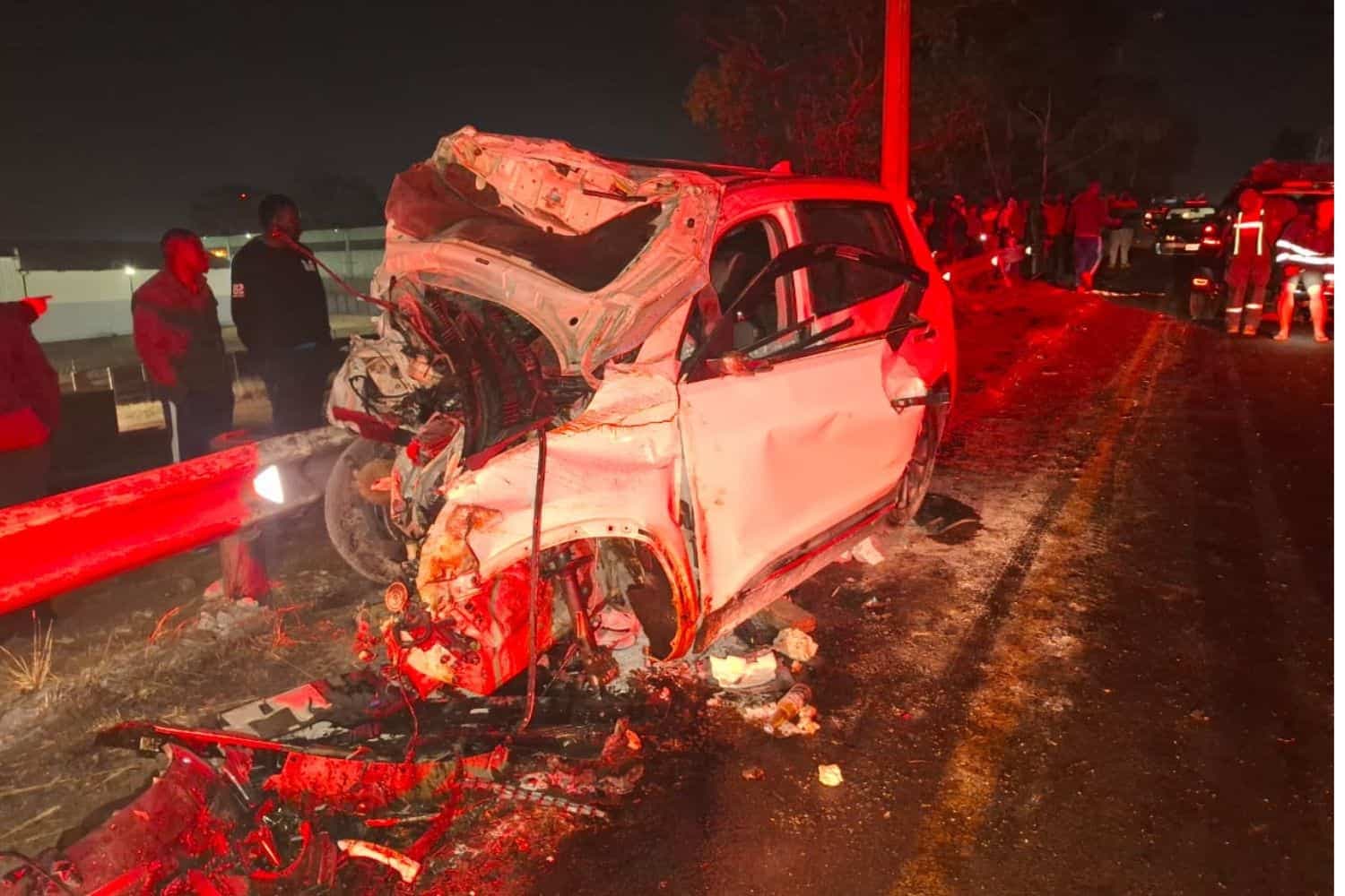 Two killed, three critically injured in Ekurhuleni SUV head‑on crash