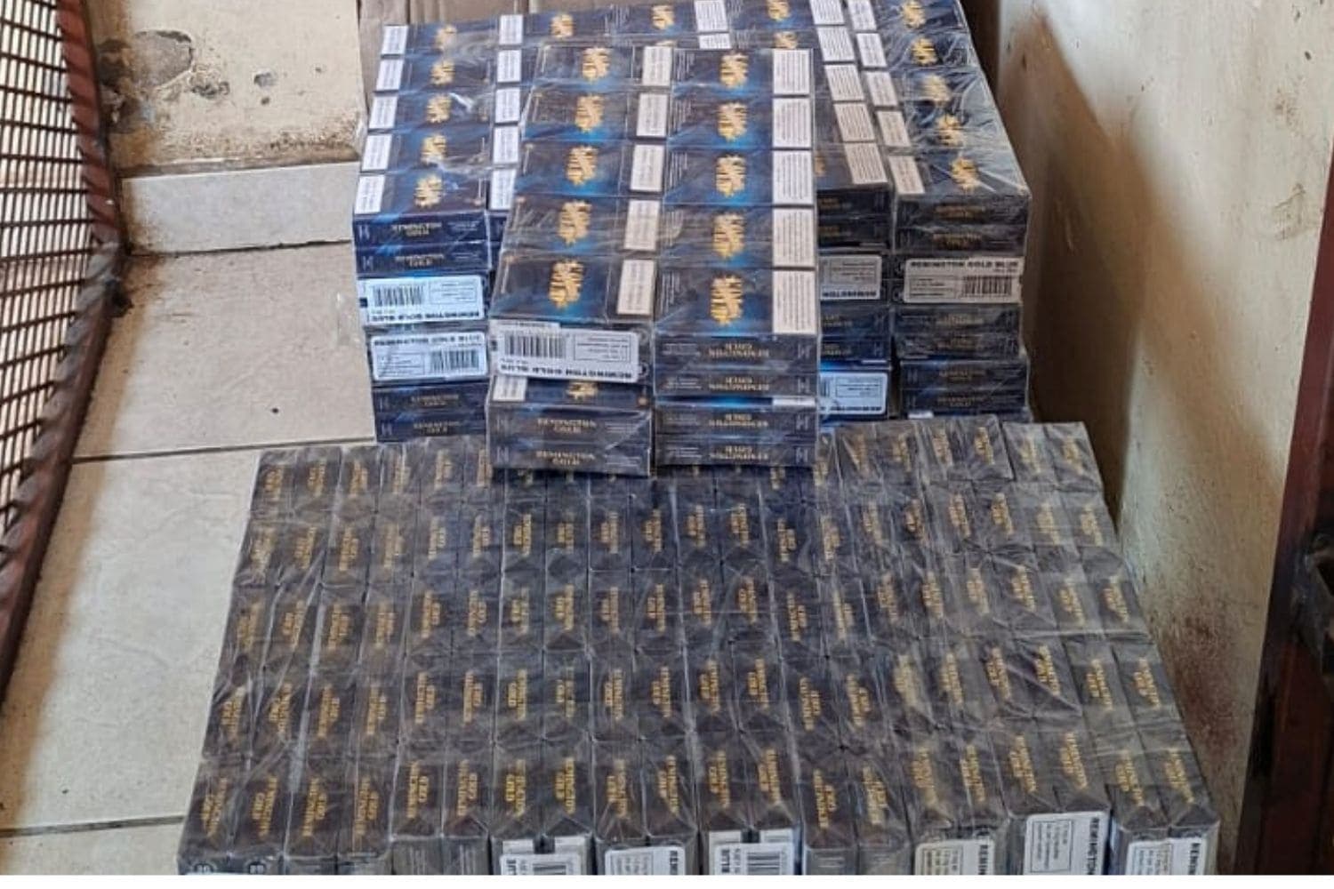High‑speed Limpopo chase ends in R50k cigarette bust