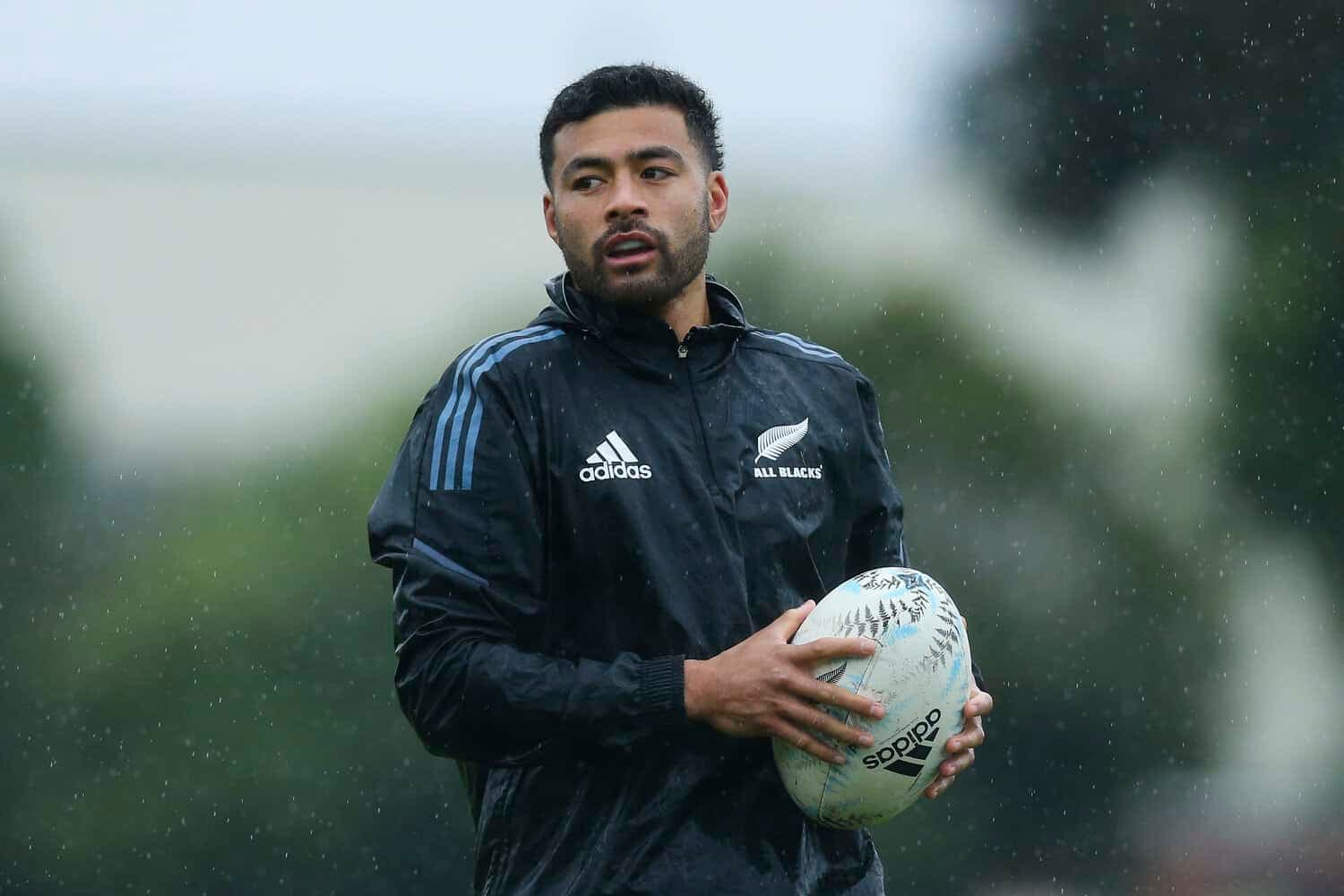 All Blacks call up star flyhalf Mo’unga for Boks Tests