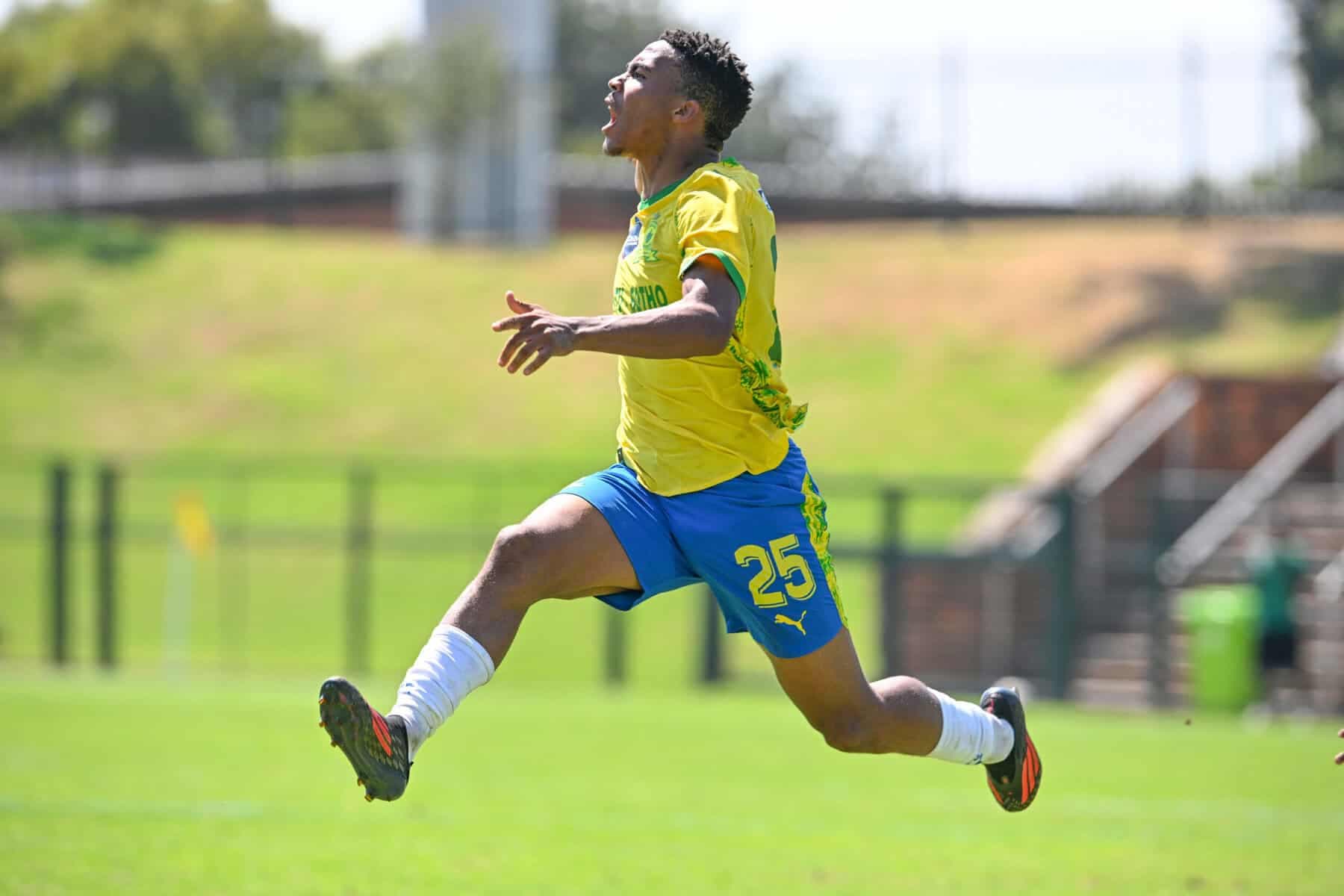 French side Lille confirm signing of Sundowns defender Sibiya