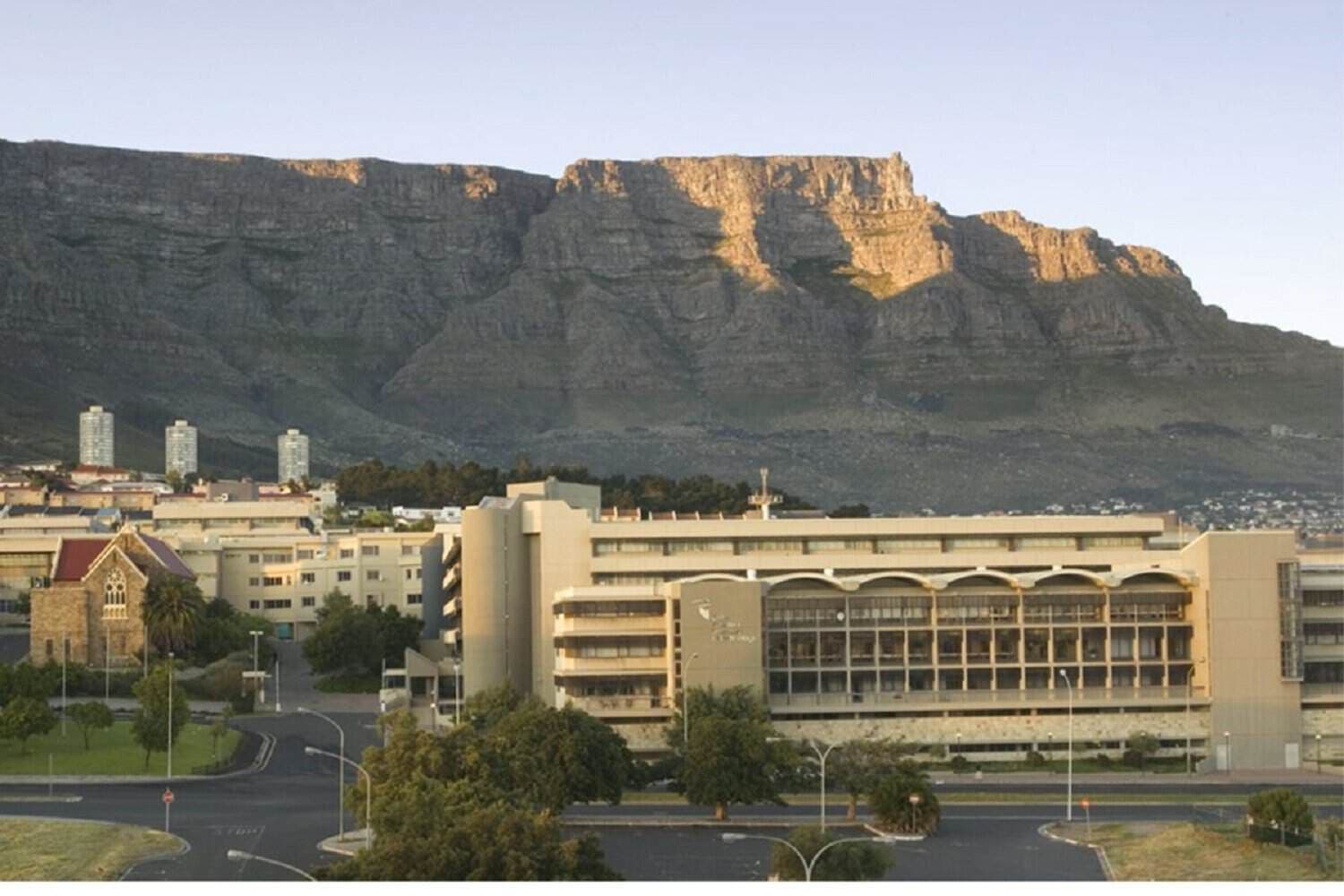 CPUT students ask university for R2k travel allowance amid evacuations