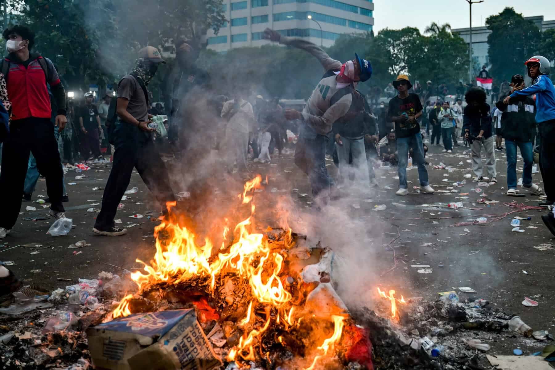 24 hours in pictures, 27 August 2026