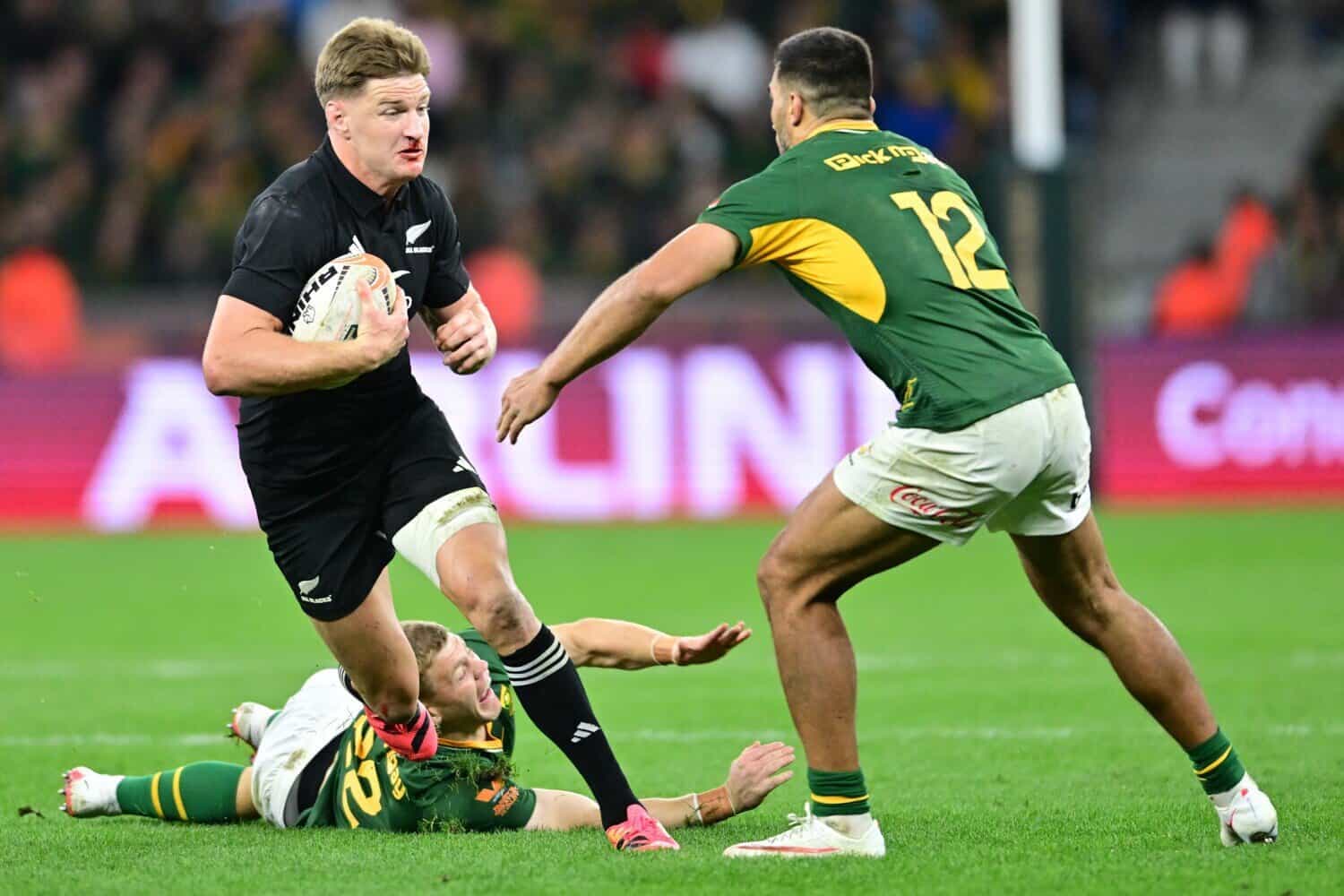 Damian de Allende says ‘lekker challenge’ facing ‘incredible’ Jordie Barrett
