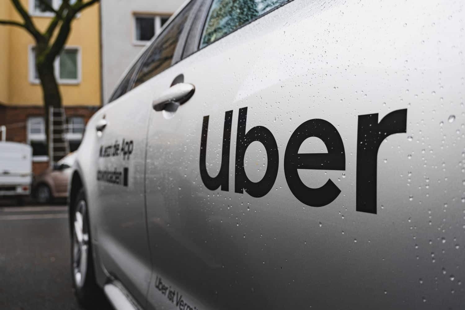 Uber hits back at claims that it is pushing out drivers