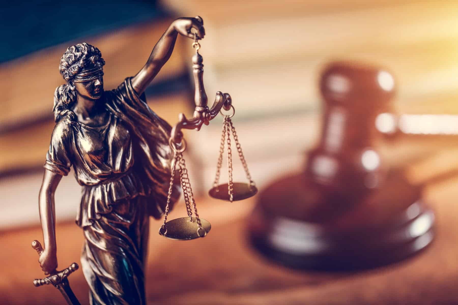 12-year divorce battle: Husband’s R5.9m, R12m pension, no kids’ maintenance, and R2.9m girlfriend loan