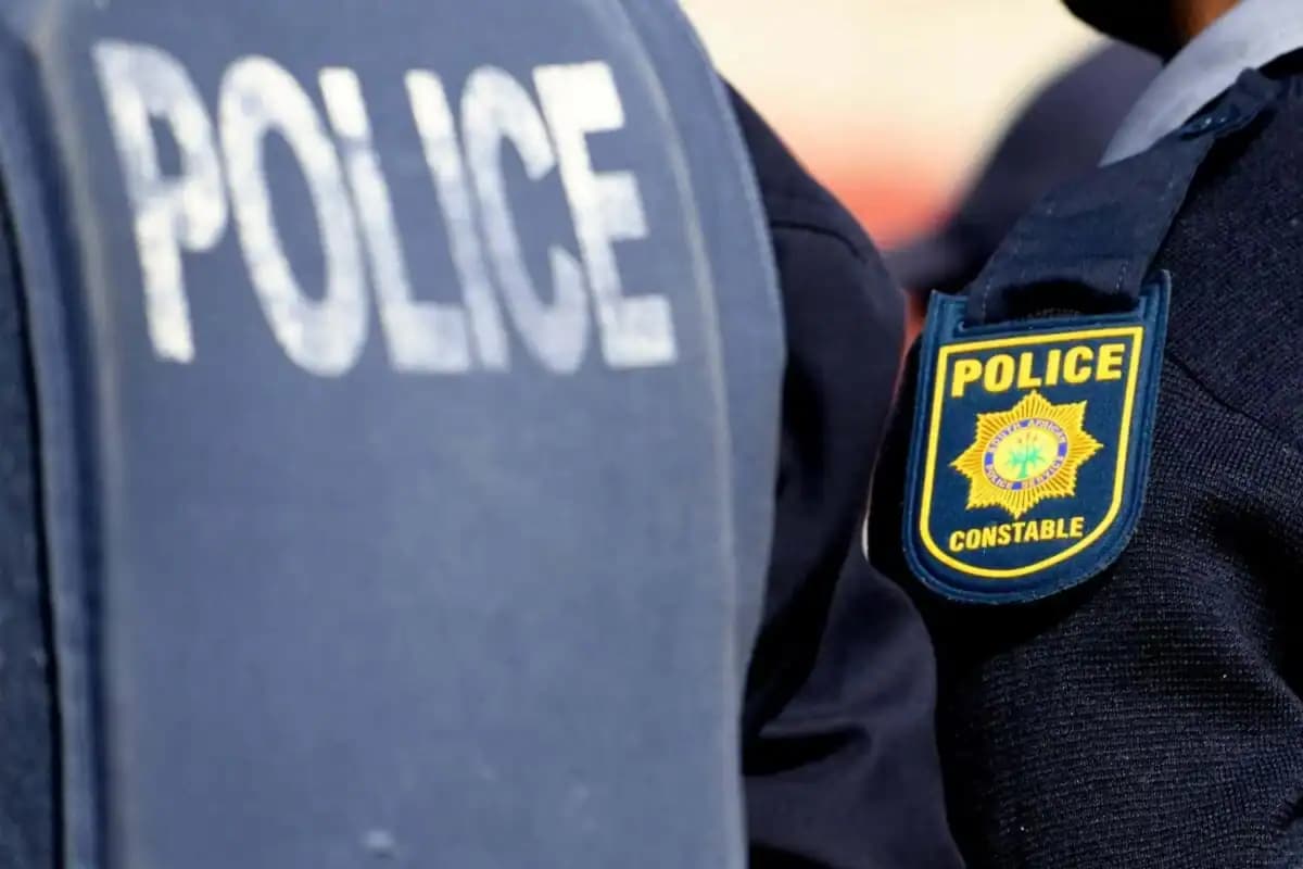 Stabbing of police officer over family feud ends in 22-year jail sentence