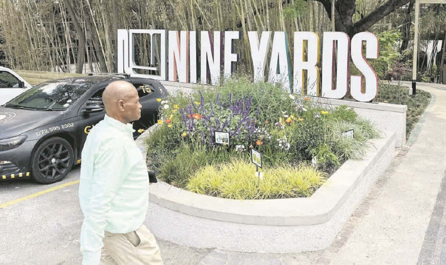 Residents clash with lifestyle precinct over parking chaos
