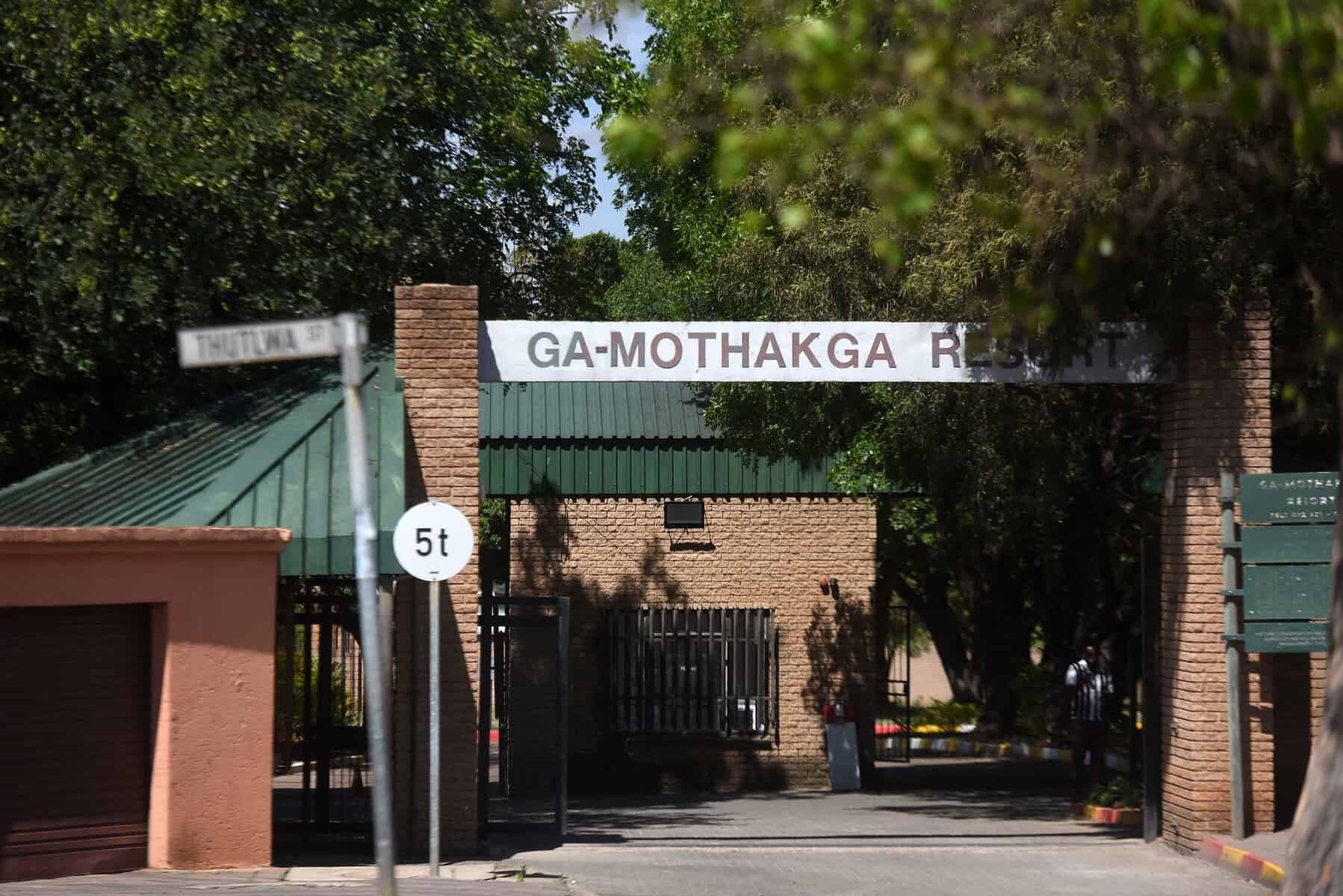Wasted millions: KwaMhlanga abattoir and Tshwane resort left to rot