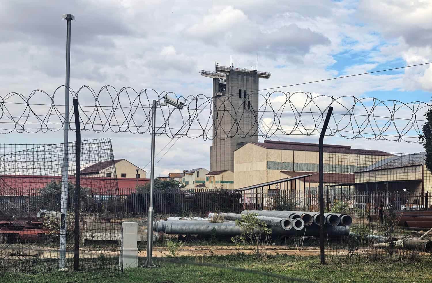 Police urged to engage zama zamas over Wedela mass shooting