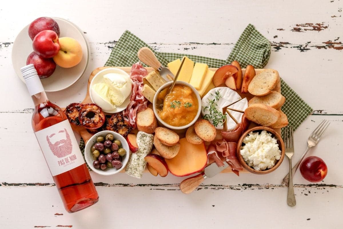 Recipe of the day: Summer cheese & fruit board