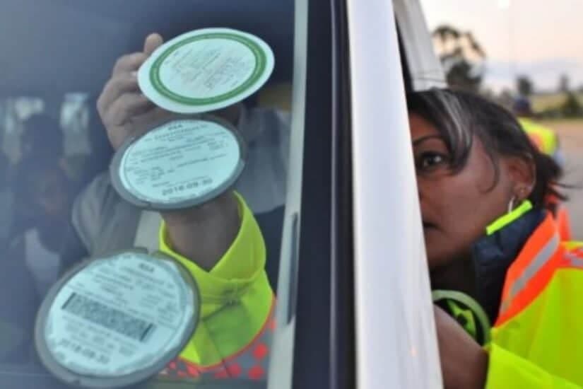 Another cost for Gauteng motorists? Association calls for licence disc fee hike to be halted