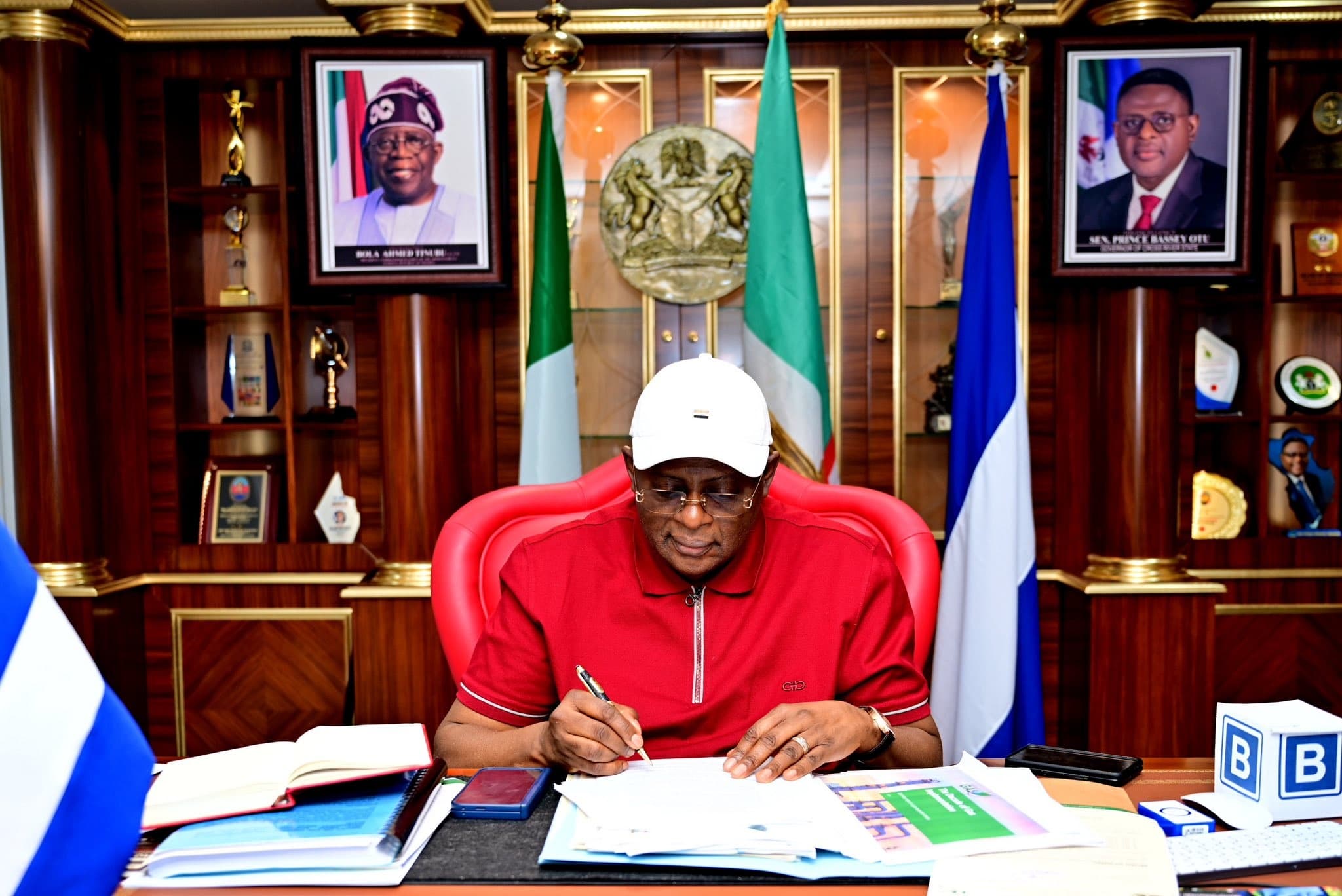 Cross River exempts women, elderly drivers from vehicle registration, levies