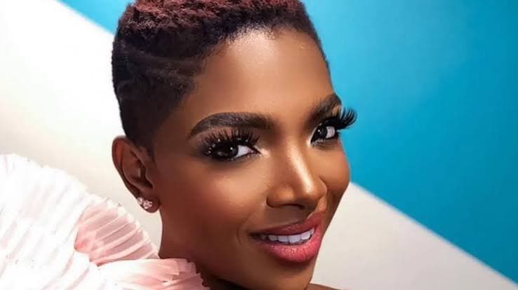 ‘Old videos, false news’ — Annie Macaulay denies reuniting with 2Baba