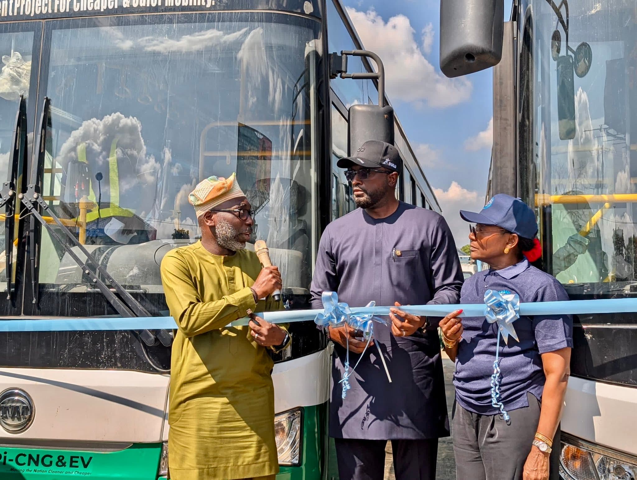 Lagos govt receives 20 more CNG buses