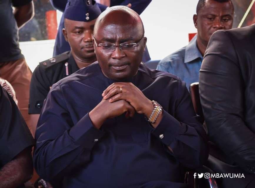 Bawumia donates GH₵150,000 to support church project and bereaved family in Juansa
